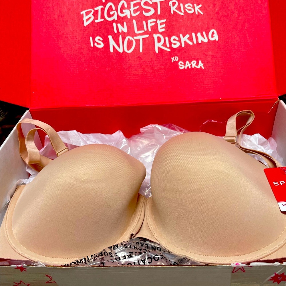 Spanx nude strapless bra in excellent condition.
